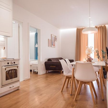 Tam Skanderbeg Square Serviced City Center Apartment No1 Tiranë Eksteriør bilde
